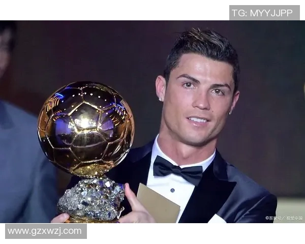 足球网红与球星风采大对比高清图解析谁更具影响力与魅力